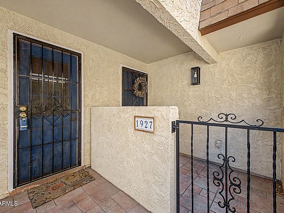 4th image of 1927 E DUKE Drive