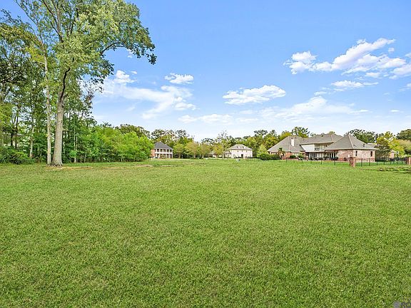 2nd image of 37168 Saint Andrews Ct E