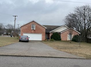 596 Hollandale Rd, La Vergne, TN 37086