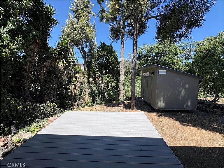 1126 S Patton Ave — Photo 10