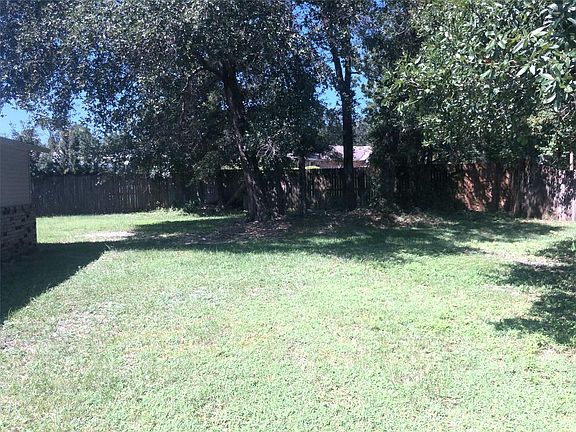 3rd image of 6638 Lake Charlene Dr