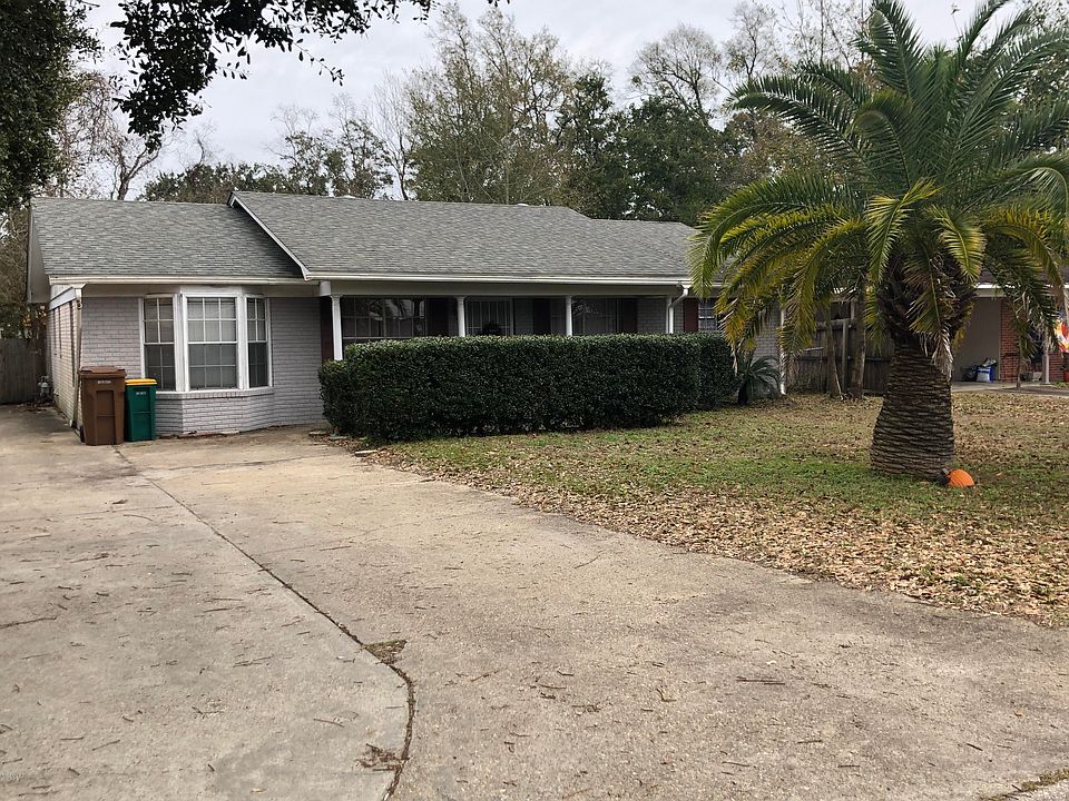 1st image of 122 Valentine Dr