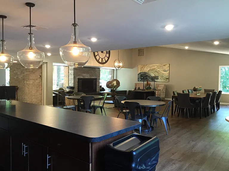 4277 Stonebridge Dr SW — Photo 1