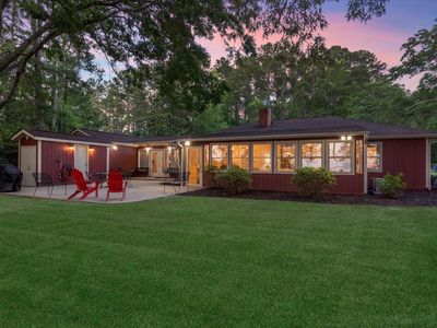 1346 Forest Lake Dr, Manning, SC, 29102