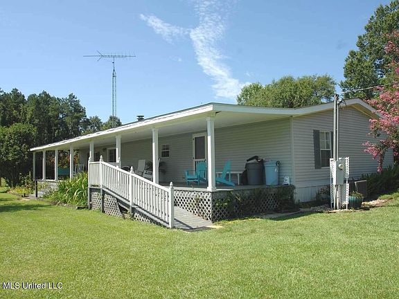 2nd image of 825 Mississippi #585