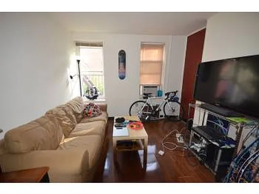 Rented by Jalca & Associates | media 9