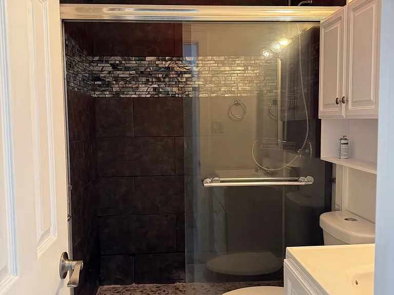 660 Thistle Dr — Photo 25