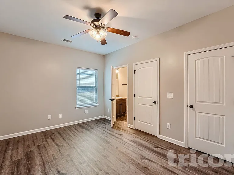 4025 Trimrose Ct — Photo 11