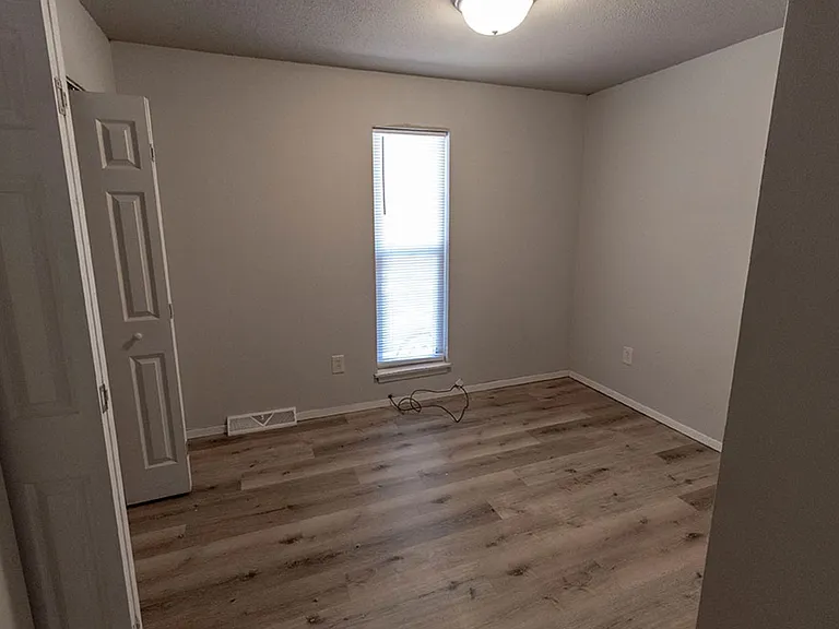 216 Wheaton Ct — Photo 15