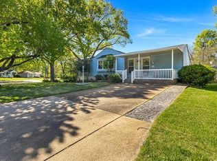 9404 Evandale Dr, Saint Louis, MO