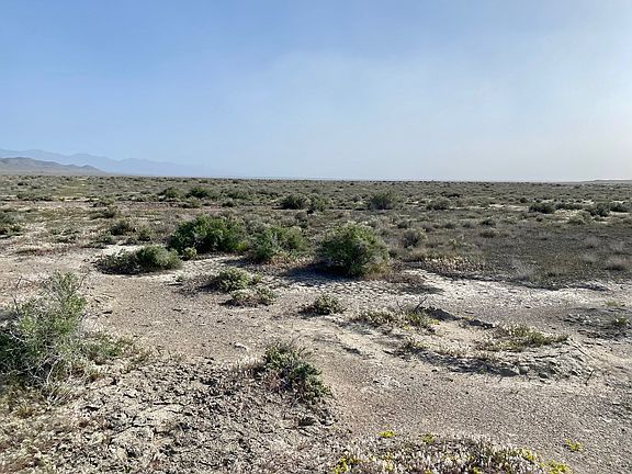 3rd image of 1560007 Coal Canyon Rd