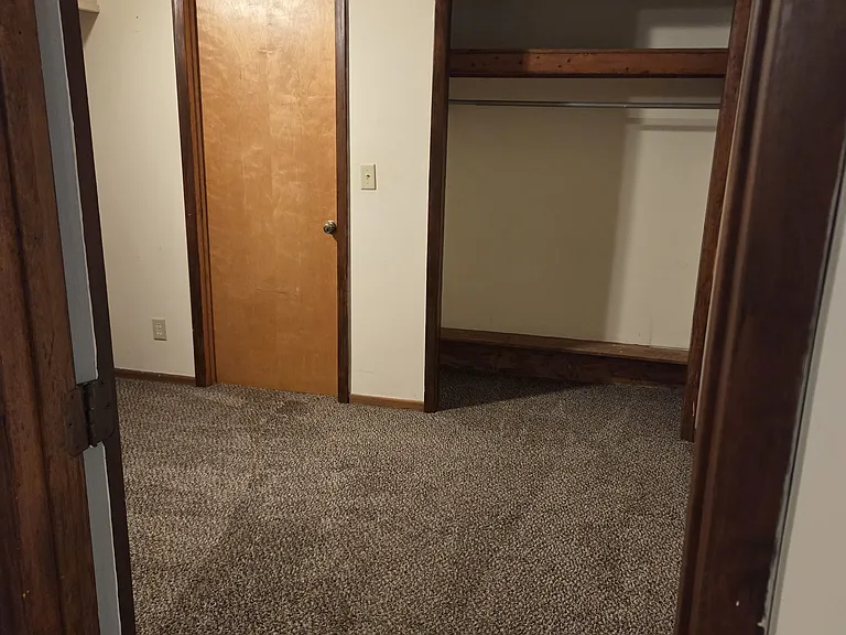 5902 Chaz Dr — Photo 5