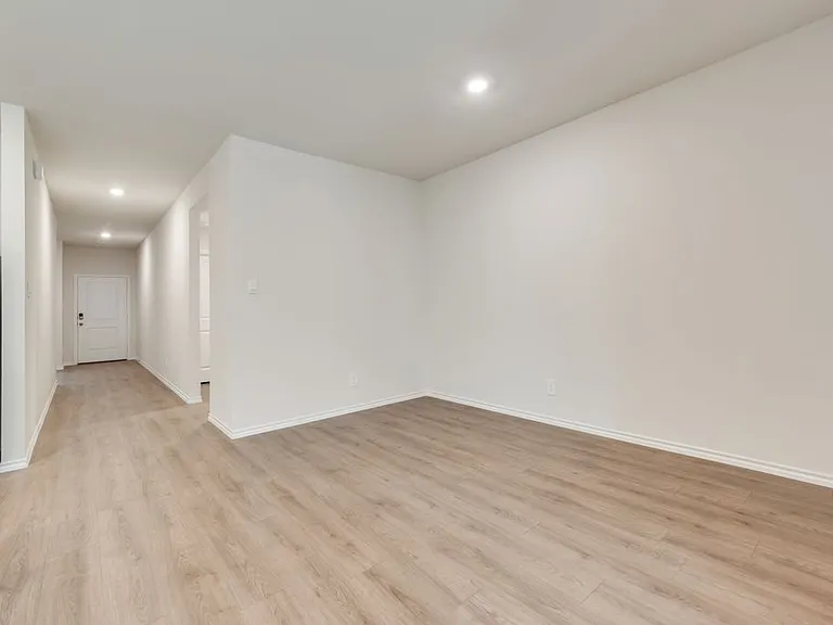 3405 Marie Dr — Photo 8