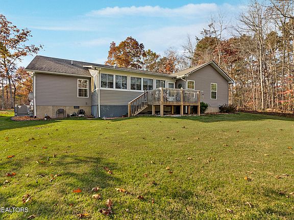 3rd image of 3405 Warpath Dr