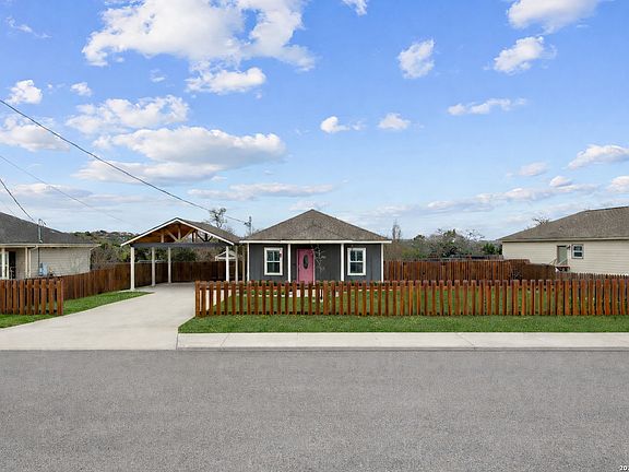 2nd image of 441 Cimarron