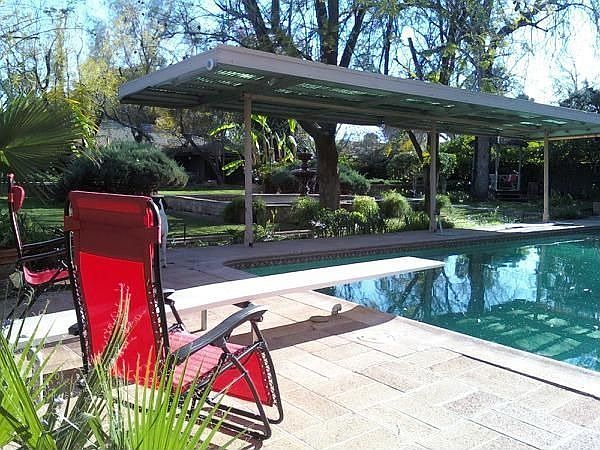 Diving Pool