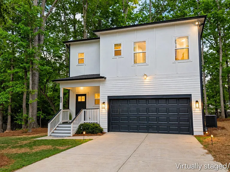 2415 Kimway Dr — Photo 2
