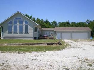 35985 Osawatomie Rd, Osawatomie, KS 66064