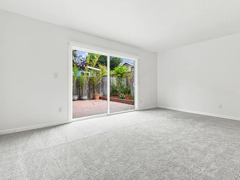 336 Wilkes Cir — Photo 17