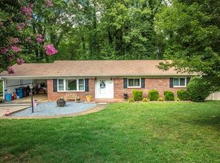 2350 13th Street Dr NE, Hickory, NC 28601