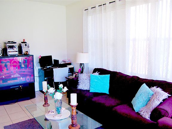 5th image of 3390 NE 13th Circle Dr Unit 103