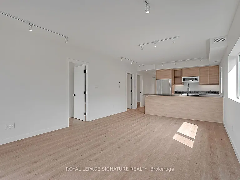 1254 Davenport Rd #4 — Photo 14