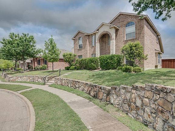 2nd image of 2036 Bentwood Dr