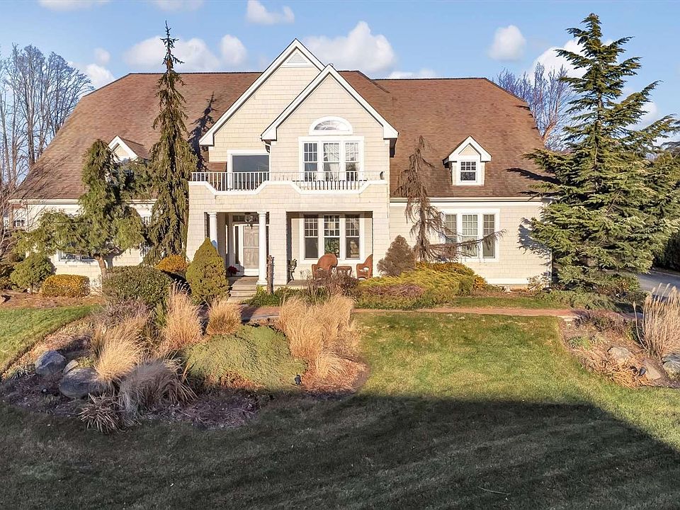 55 Pembroke Drive, Glen Cove, NY 11542 Zillow