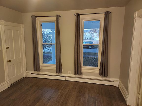 4th image of 317 N Grove St