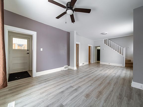 4th image of 10803 93rd St NW