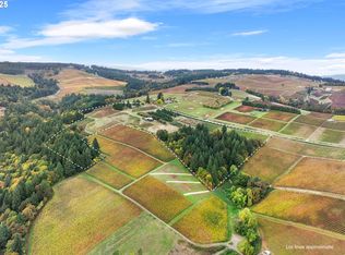 9325 NE Worden Hill Rd, Dundee, OR 97115