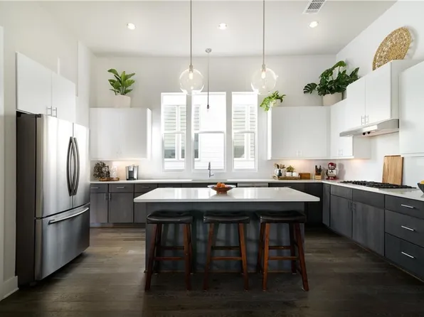 6205 Seville Dr, Austin, TX 78724