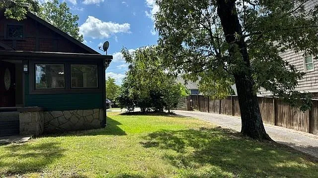 3770 Atlanta Rd SE — Photo 2