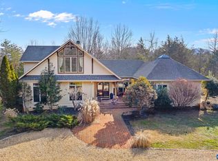 379 Cedar Meadow Dr, Nellysford, VA