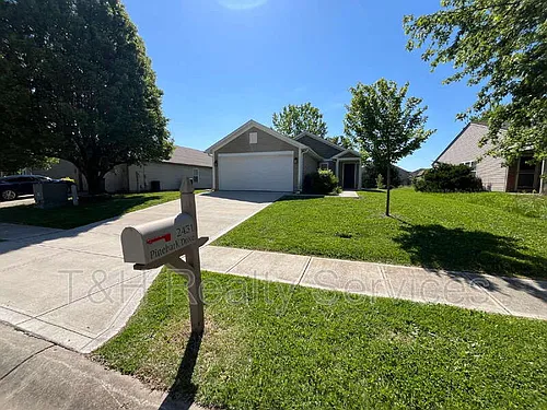 2431 Pinebark Dr Photo 1