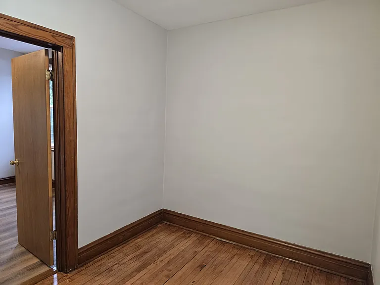 4852 S Wood St #3R — Photo 10