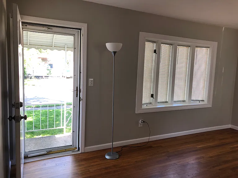 13603 Kirton Ave — Photo 21