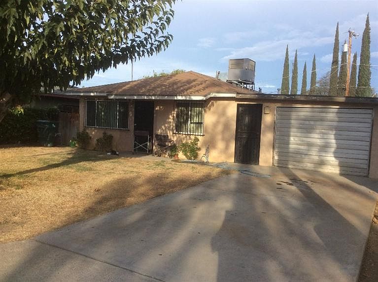 2nd image of 217 Santa Bonita St