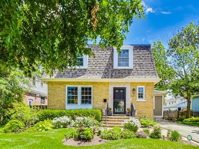 607 S Western Ave, Park Ridge, IL, 60068
