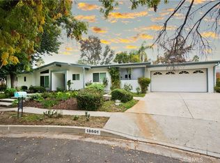 18601 Palomino Dr, Tarzana, CA 91356