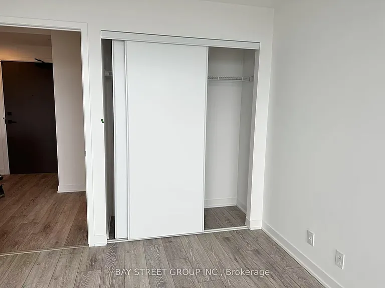15 Holmes Ave #2507 — Photo 5