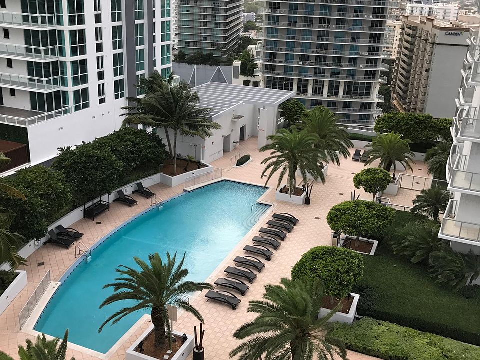 2nd image of 1060 Brickell Ave Ste 1215