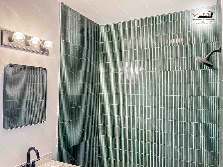 2515 Bagley St — Photo 15