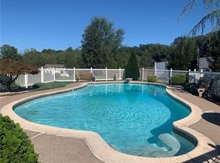 8573 Orchard Rd, Coopersburg, PA 18036