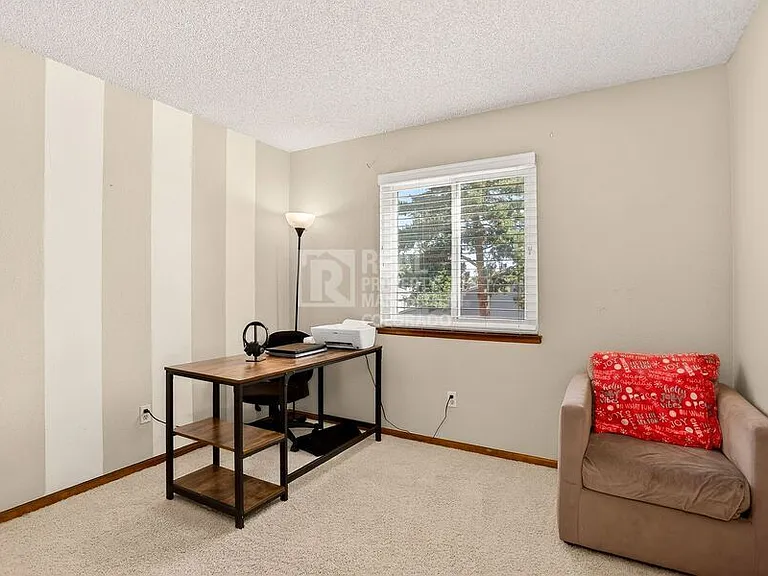 11185 E Linvale Dr — Photo 14