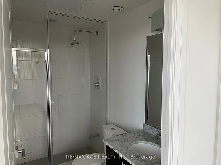 7165 Yonge St #1902 — Photo 15