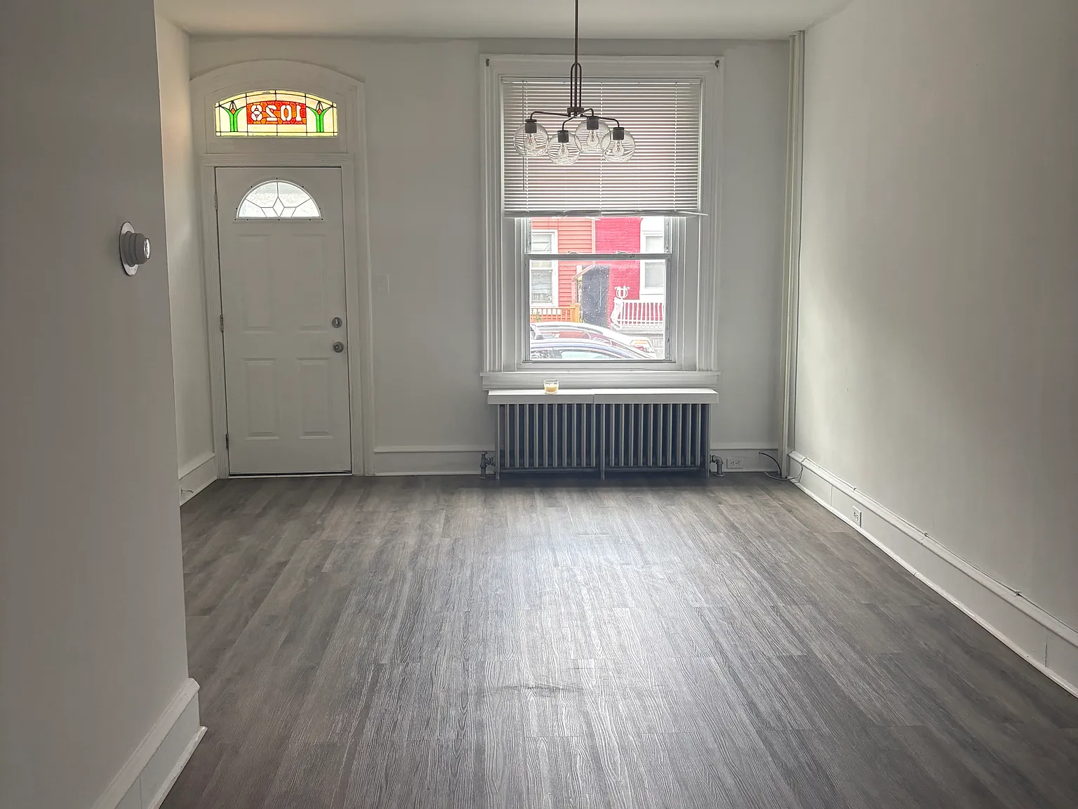 3 bed, 1347 sqft, $1,800 — Photo 4