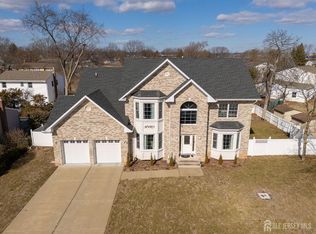 8 Fuller Ave, Piscataway, NJ 08854