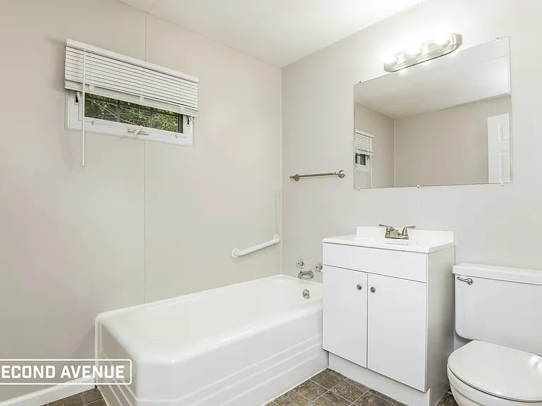 43 Glenview Ave — Photo 14