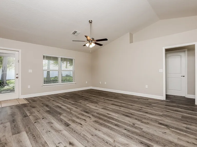 2214 Angel Fish Loop — Photo 3